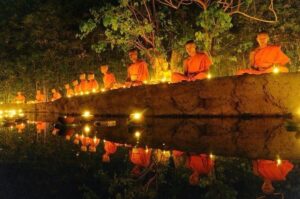 Ít Nói, Cẩn Trọng Giữ Miệng